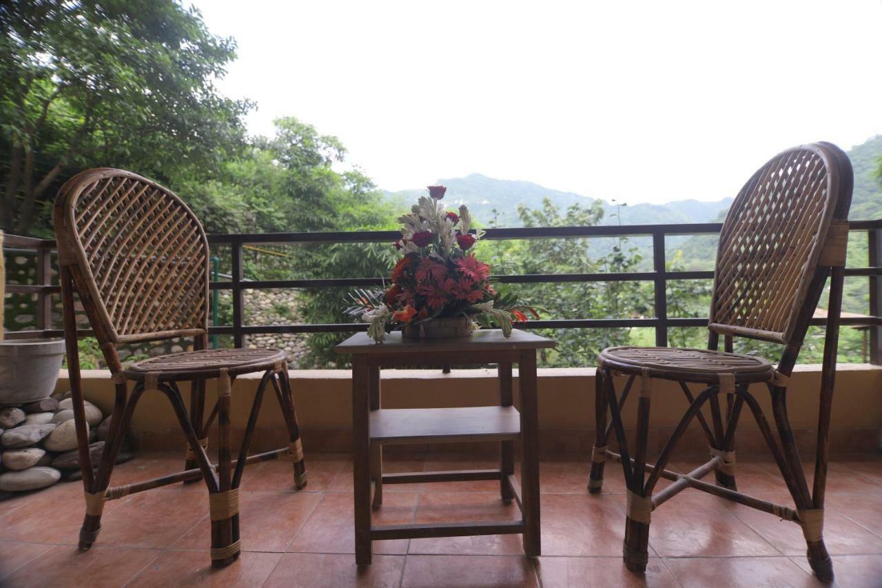 Luxury Aloha Apartments Rishikesh Ngoại thất bức ảnh